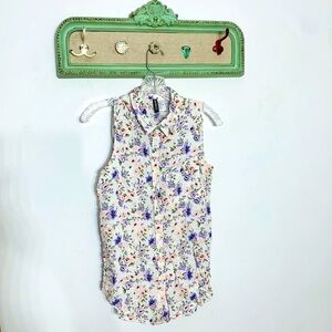 Divided by H&M floral sleeveless 90s button up style blouse size 8